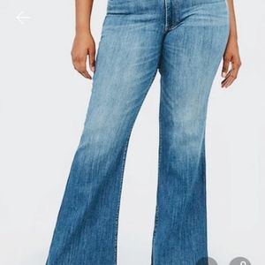 SOLD Flare Leg Jeans with Stretch